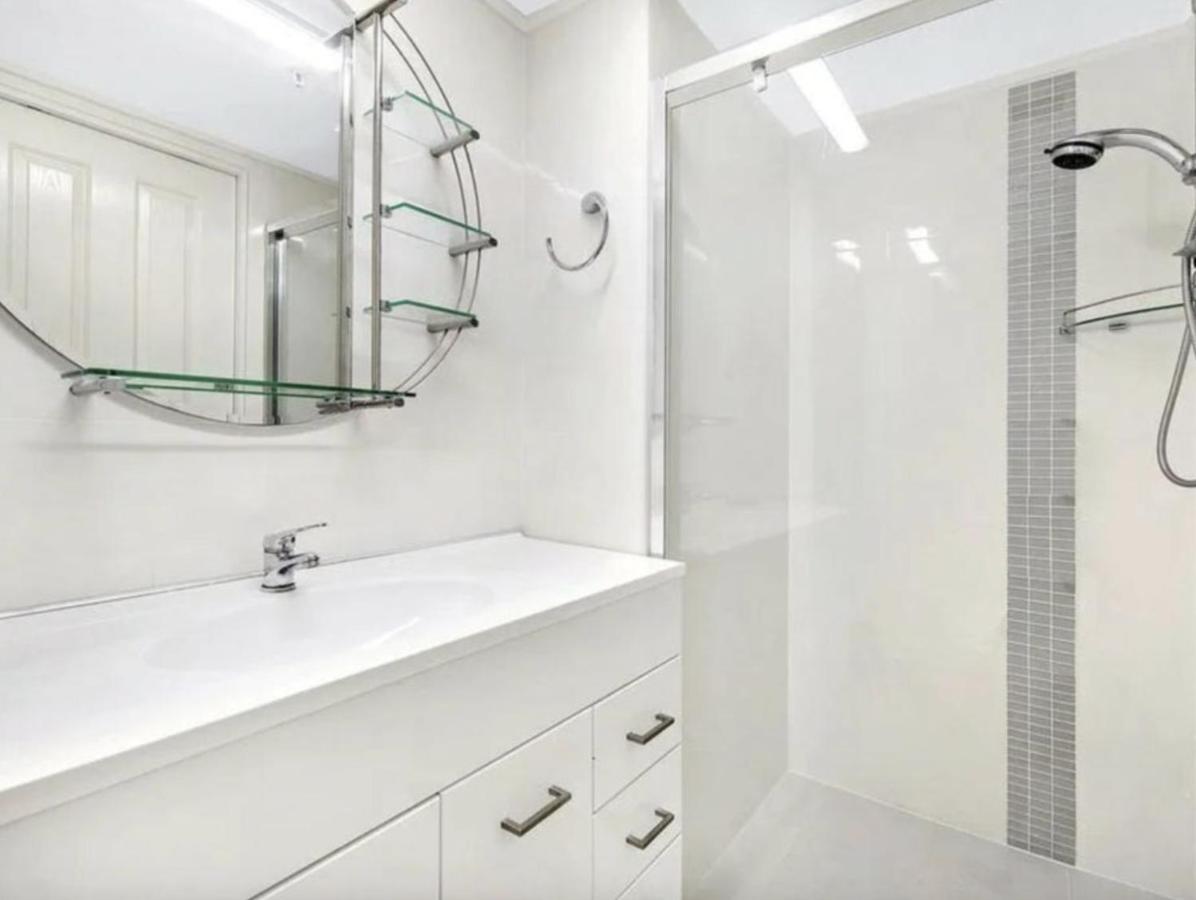 Imperial Surf - Hosted By Coastal Letting Apartment Gold Coast Bagian luar foto